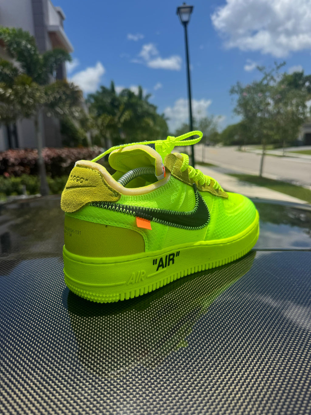 Air Force 1 Low Off-White ''Volt''
