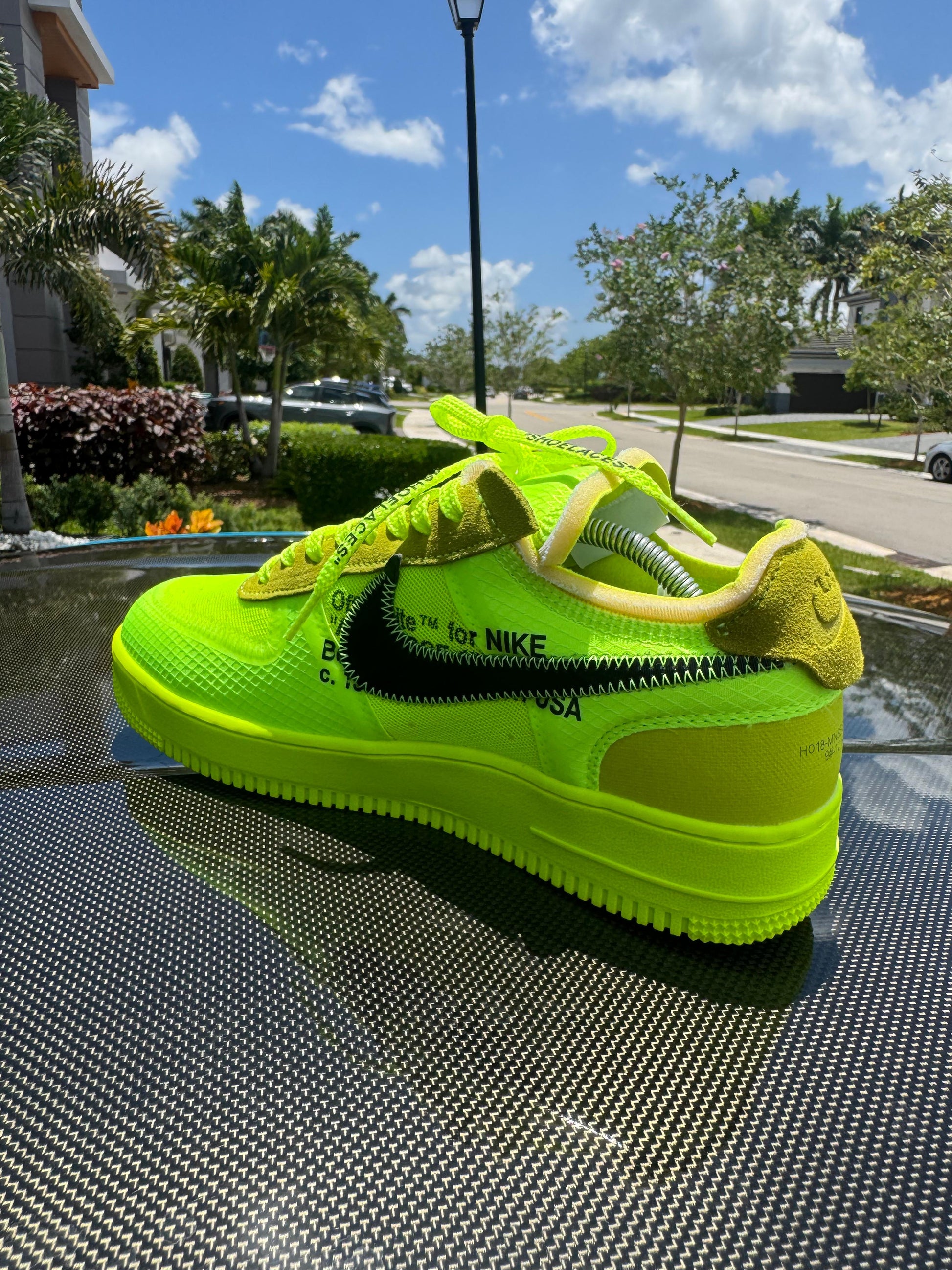 Air Force 1 Low Off-White ''Volt''